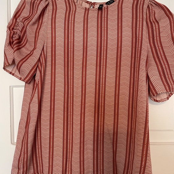 Women’s size small dress tanks & tees (four pack) - Picture 3 of 4